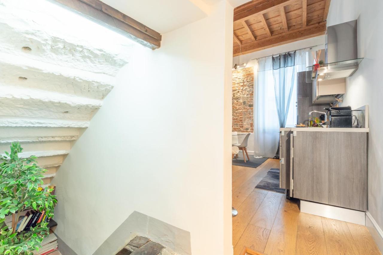 Apartamento E Quindi Uscimmo A Riveder Le Stelle *